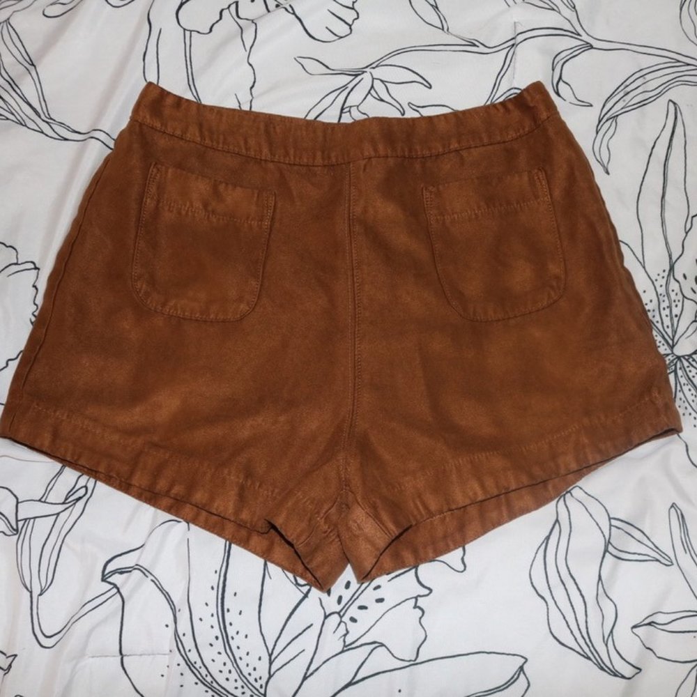 HOLLISTER SUEDED SHORT